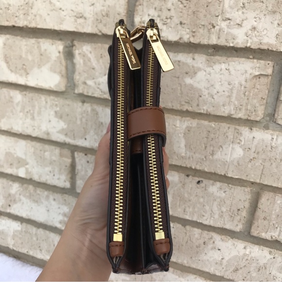 Nwt! Michael Kors Wallet - Picture 3 of 7